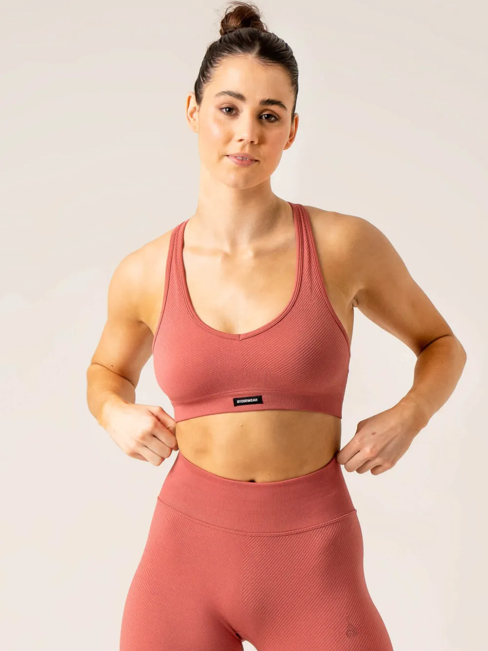 Women Ryderwear Sports Bras|Womens Seamless | Circuit Rib eae port Bra
