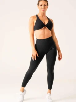 Women Ryderwear Leggings|Invisible Scrunch | Evove eae egging
