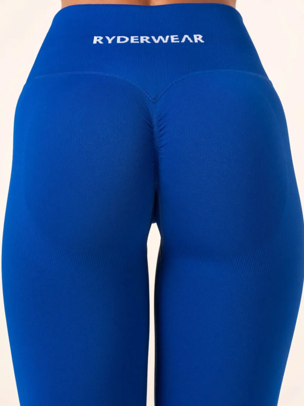 Women Ryderwear Womens Seamless|Invisible Scrunch | ift BB crunch eae egging