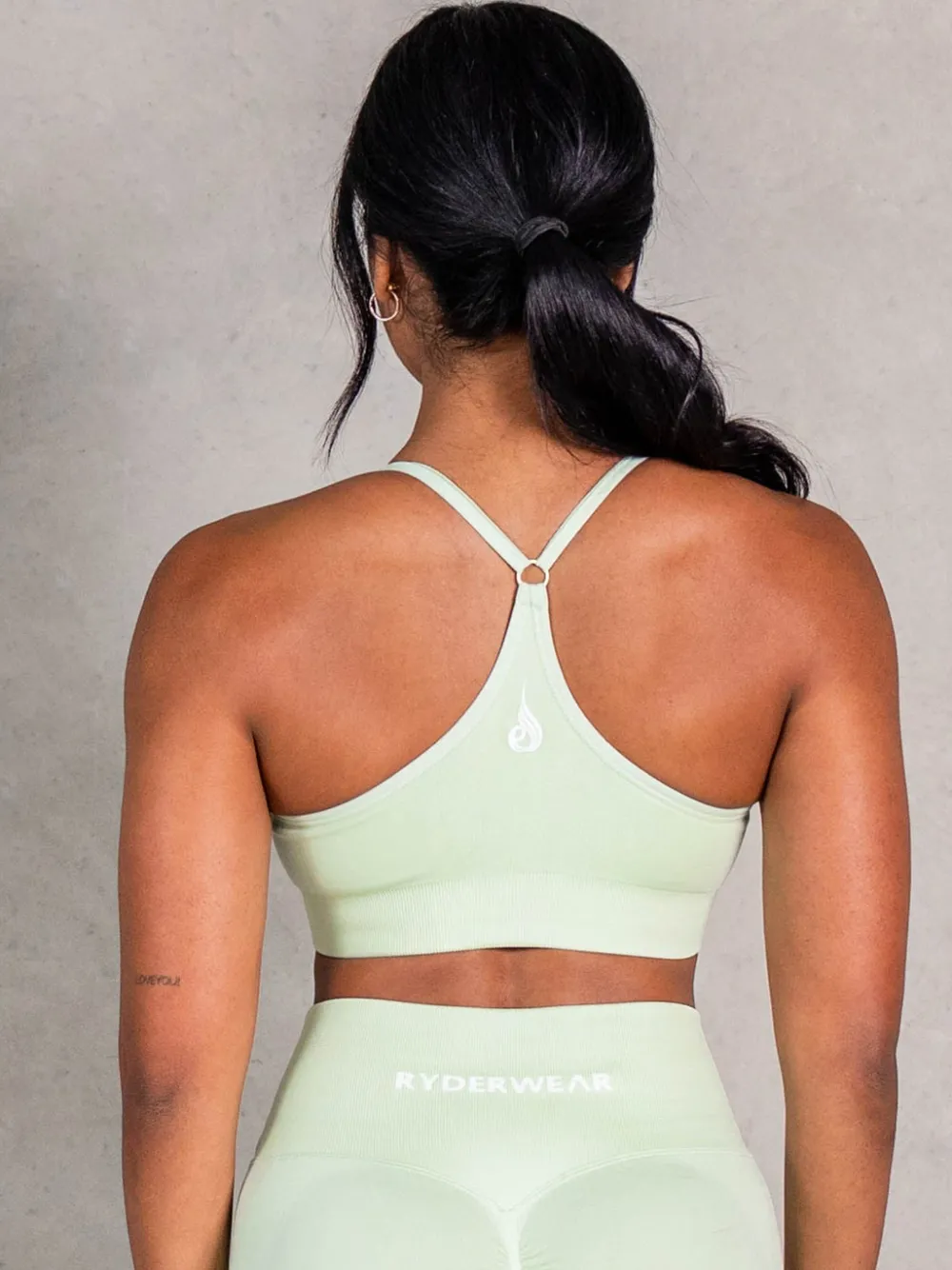 Women Ryderwear Sports Bras|Womens Seamless | NRG eae port Bra